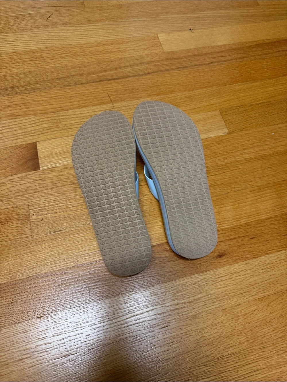 Sanuk Women’s Tan Footbed Flip Flops with Light Blue Straps